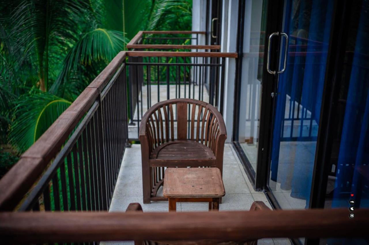 Aqua Marine Beach Hotel Kalkudah  Eksteriør billede