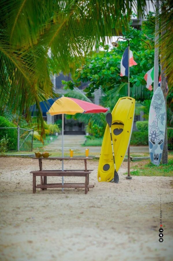 Aqua Marine Beach Hotel Kalkudah  Eksteriør billede