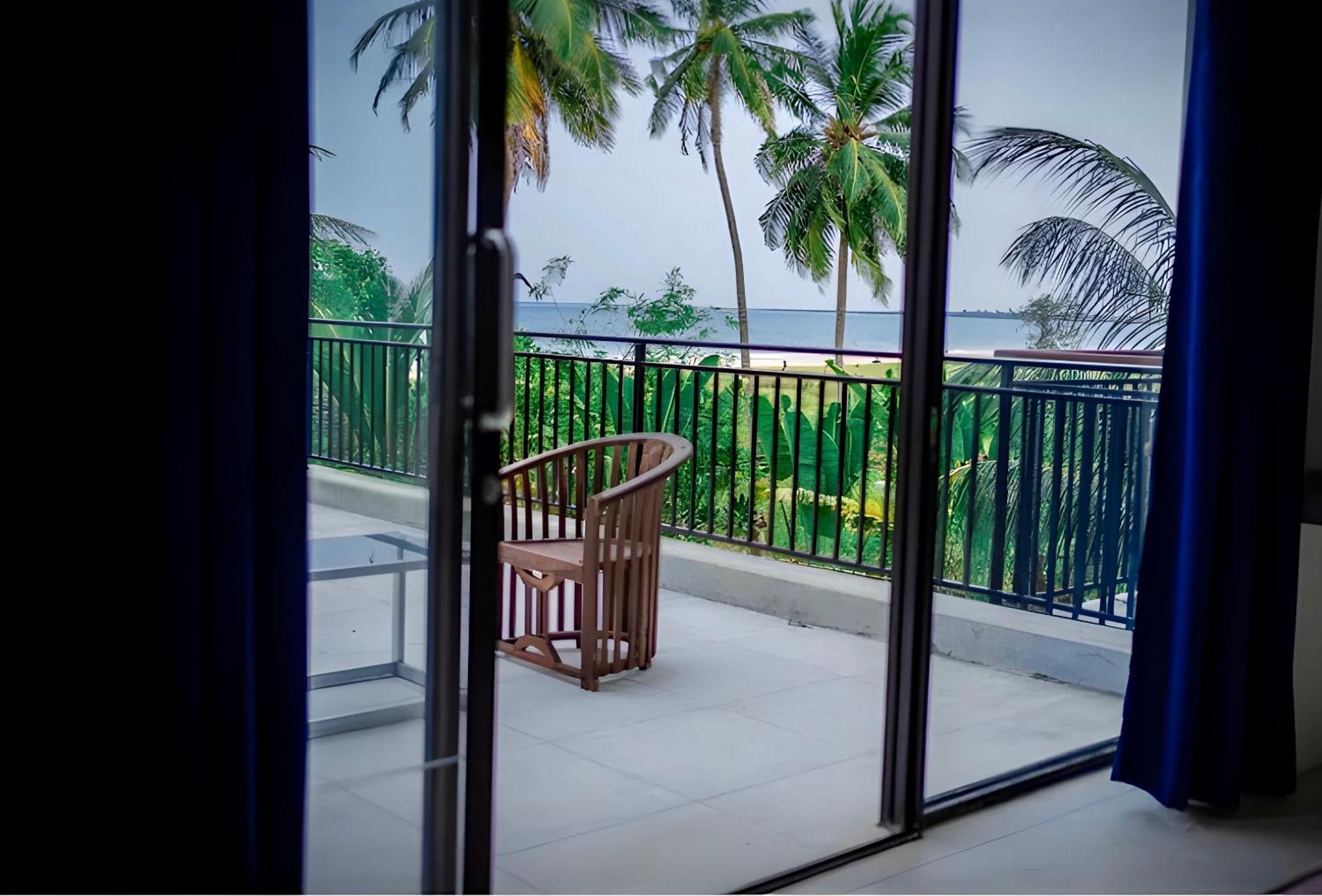 Aqua Marine Beach Hotel Kalkudah  Eksteriør billede
