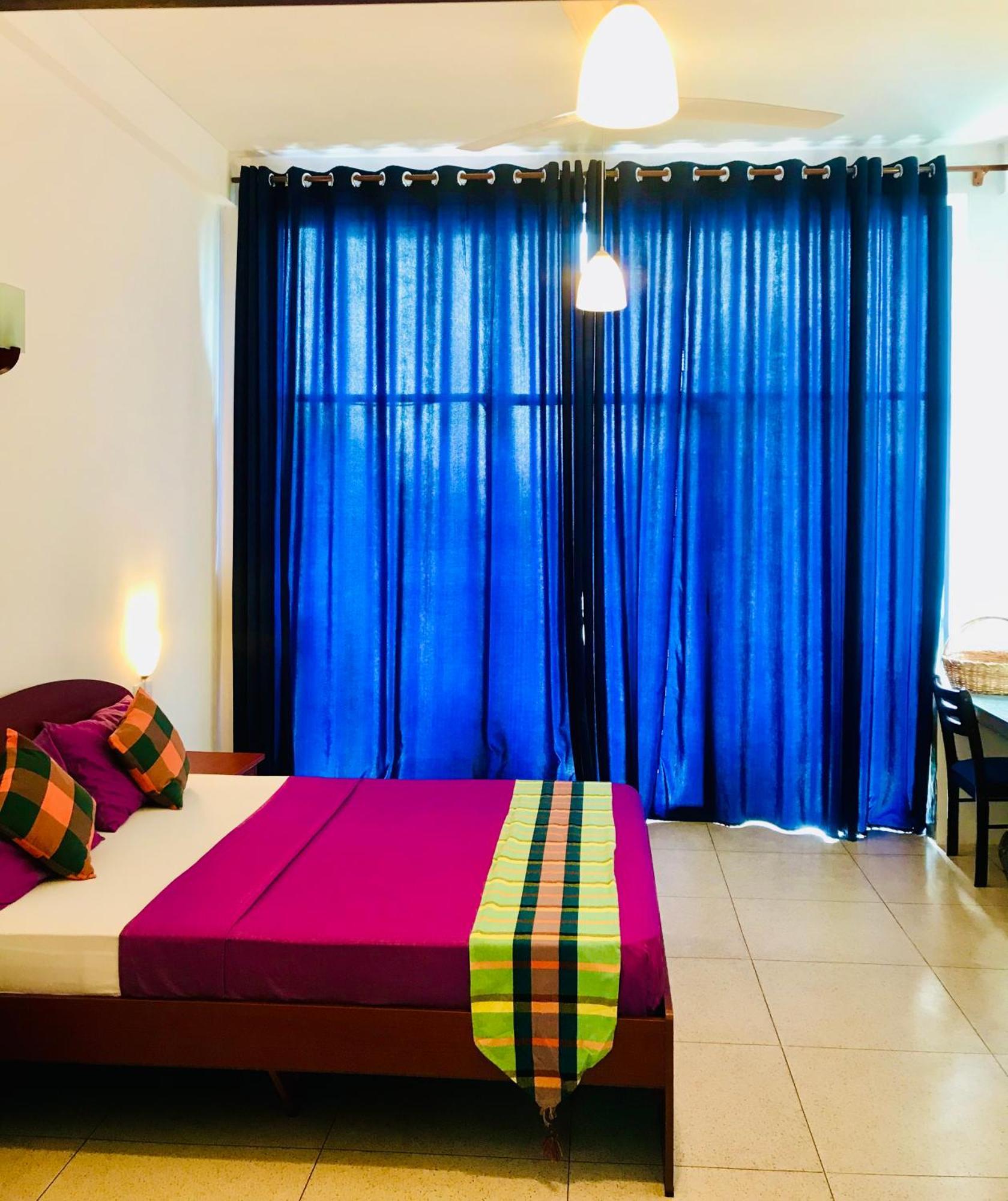 Aqua Marine Beach Hotel Kalkudah  Eksteriør billede
