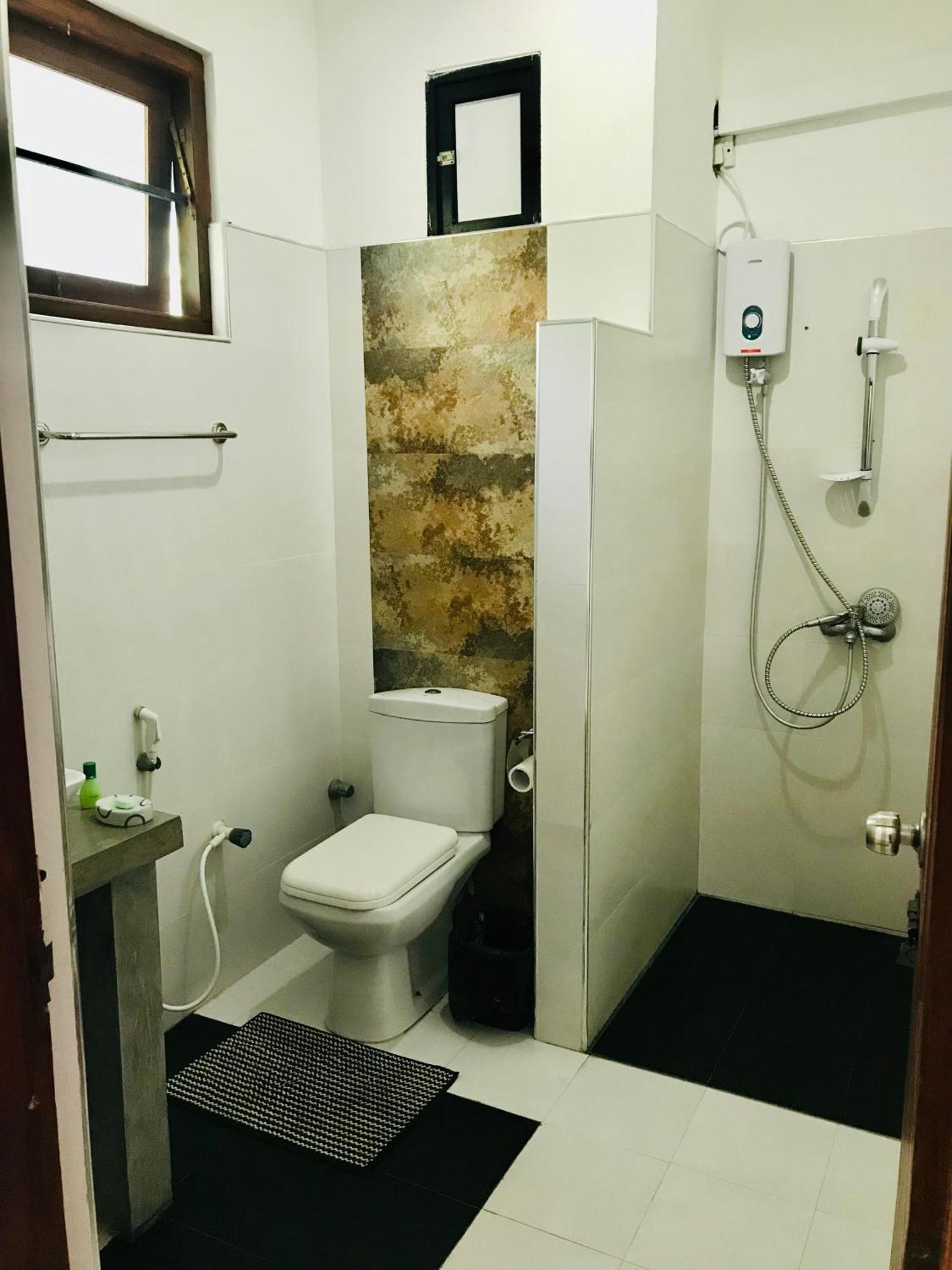 Aqua Marine Beach Hotel Kalkudah  Eksteriør billede